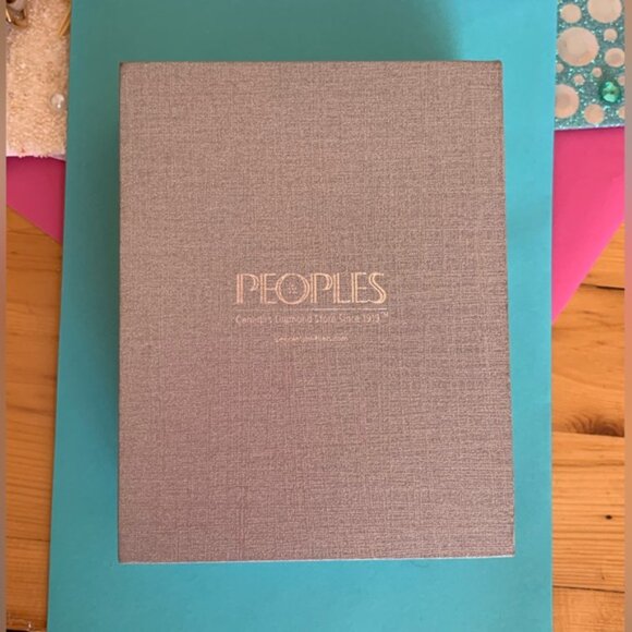 NWOT Infinity style earrings - Picture 2 of 2